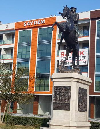 Basri Tural Apartmanı